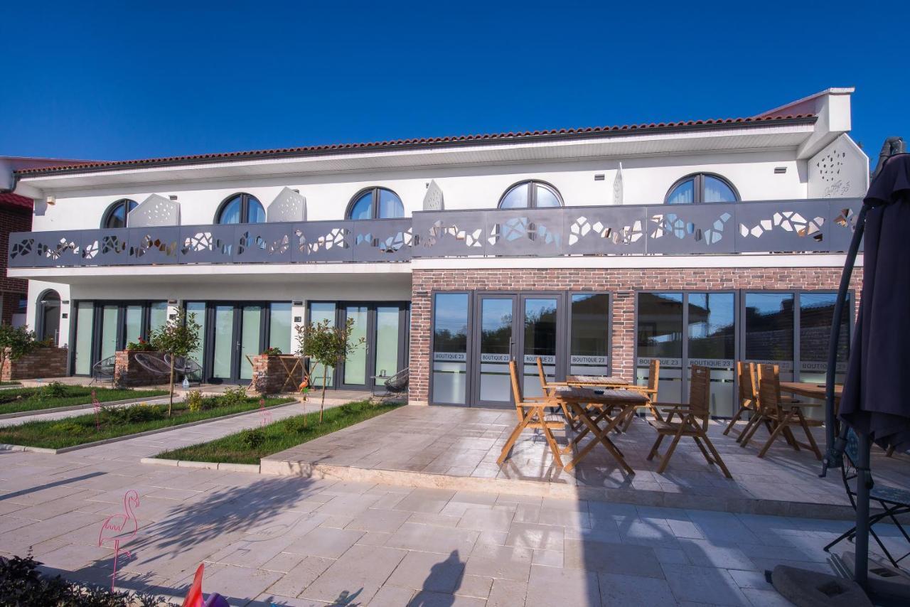 Hotel Boutique 23 Douăzeci şi Trei August Exteriér fotografie