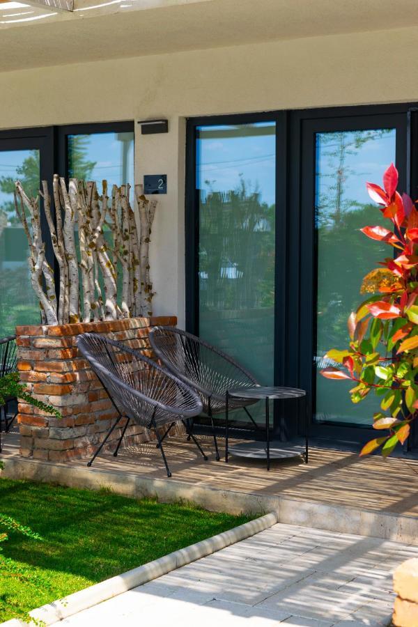 Hotel Boutique 23 Douăzeci şi Trei August Exteriér fotografie